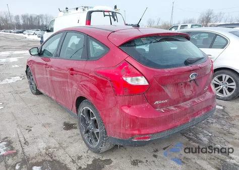 2012 Ford Focus Se из США, поврежденный, VIN 1FAHP3K26CL448895